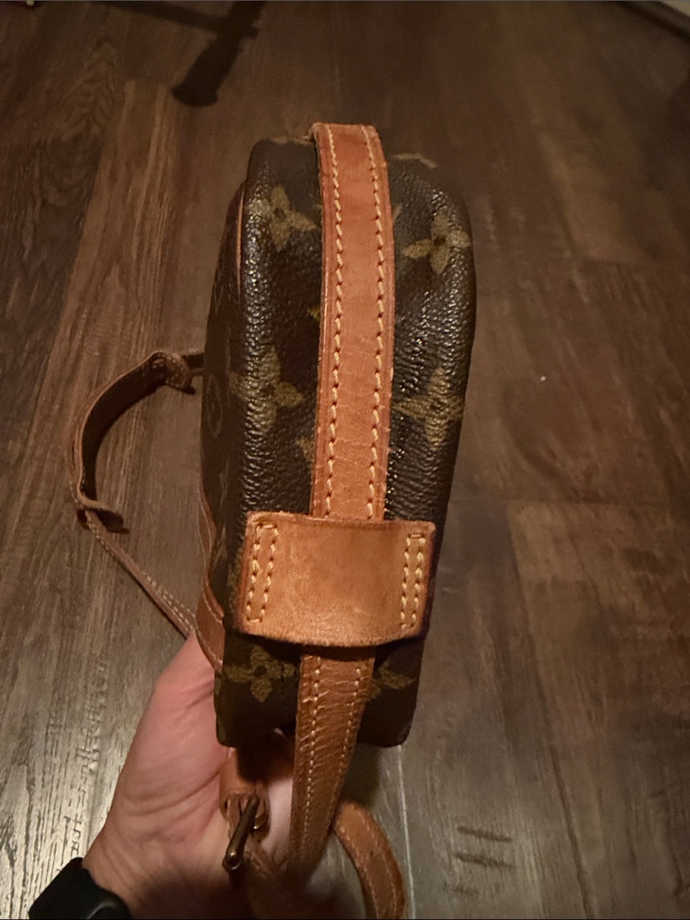 Louis Vuitton Brown Monogram Jeune File MM Crossbody Bag - Picture 4 of 15